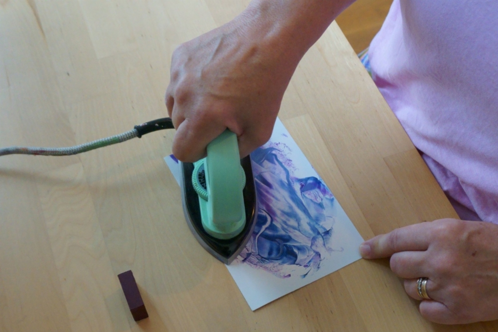 Encaustic (bijenwas) workshop met mini reading.VOL