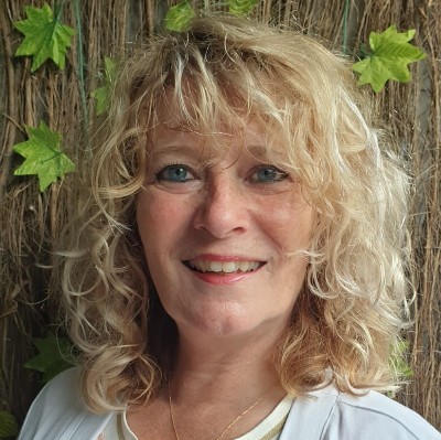 Diana Stoet - Vertel Eens Kindercoach...